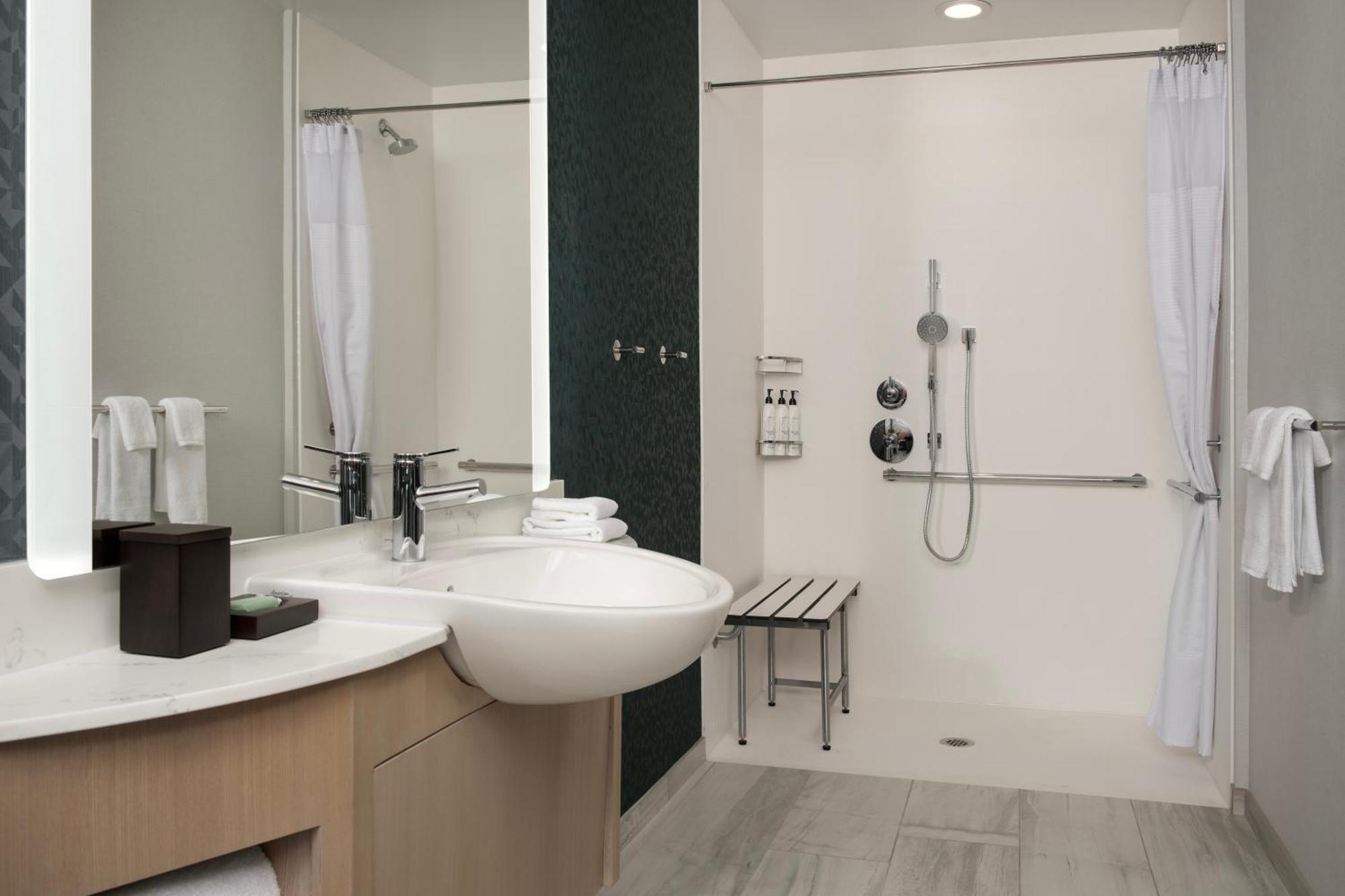 Springhill Suites By Marriott サンドポイント エクステリア 写真