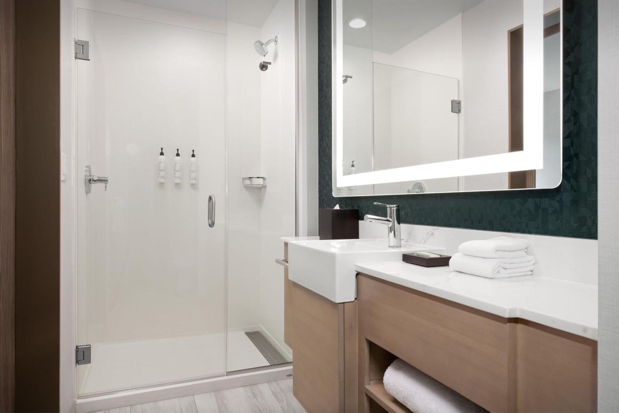 Springhill Suites By Marriott サンドポイント エクステリア 写真